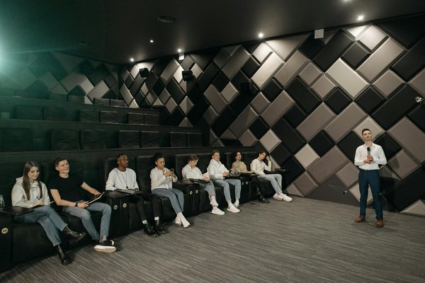 Découvrez la formation IA finance : boostez votre carrière !